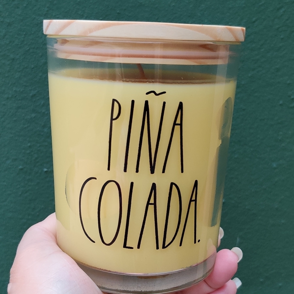 NEW!  RAE DUNN “Piña Colada” Scented Candle